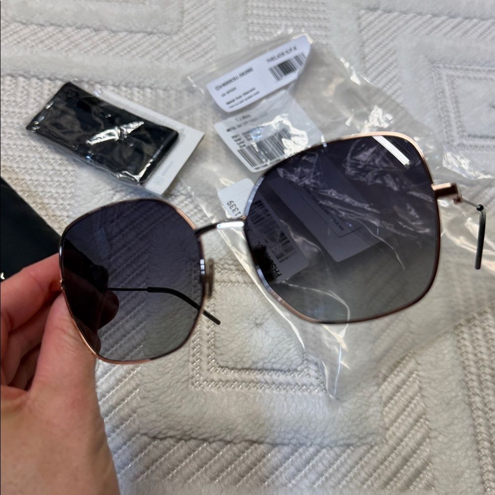 GIVENCHY - GV Speed 58mm Butterfly Sunglasses - Picture 9 of 13